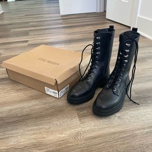 NIB Aiken Combat Boots